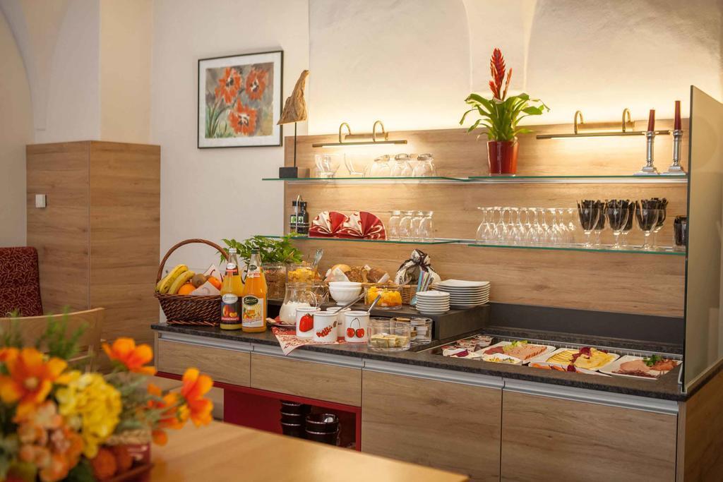 Hotel Arcus Elsterwerda エクステリア 写真