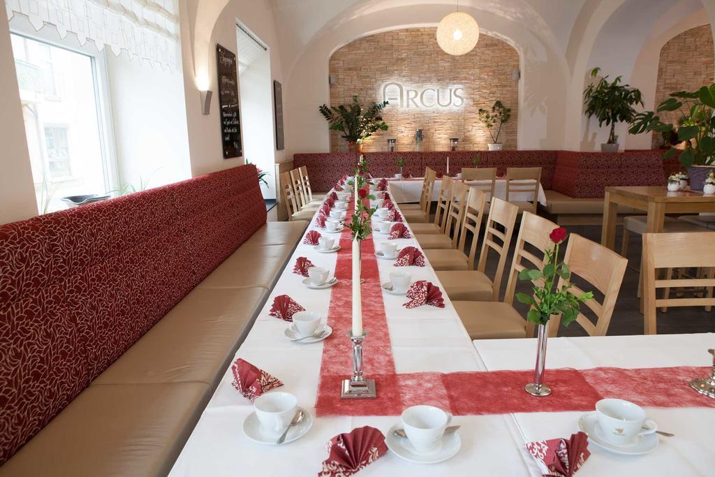 Hotel Arcus Elsterwerda エクステリア 写真