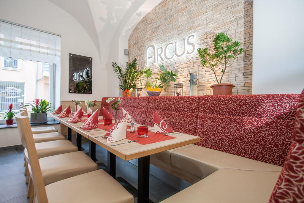 Hotel Arcus Elsterwerda エクステリア 写真